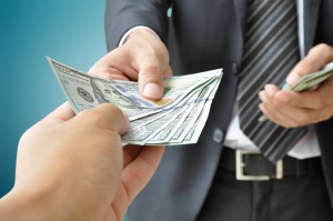 amazon vs ebay selling payouts