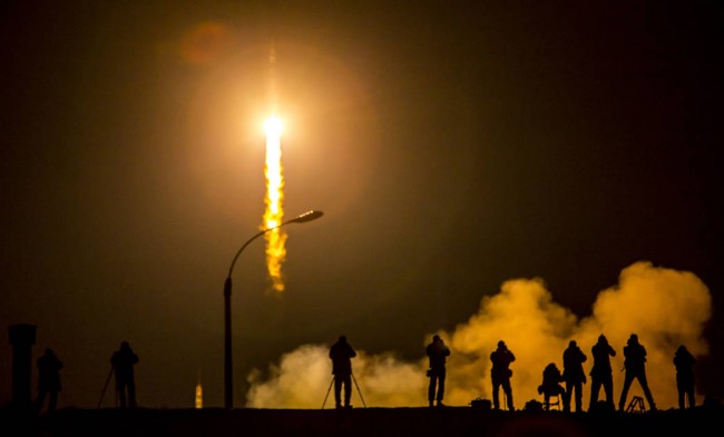 Expedition 43 Launch