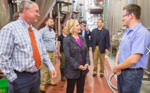 hillary clinton net worth money