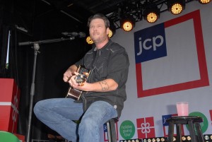 Blake Shelton Net Worth Time