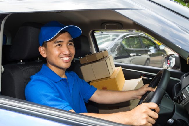 delivery-christmas-money