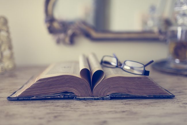 make extra money selling books online